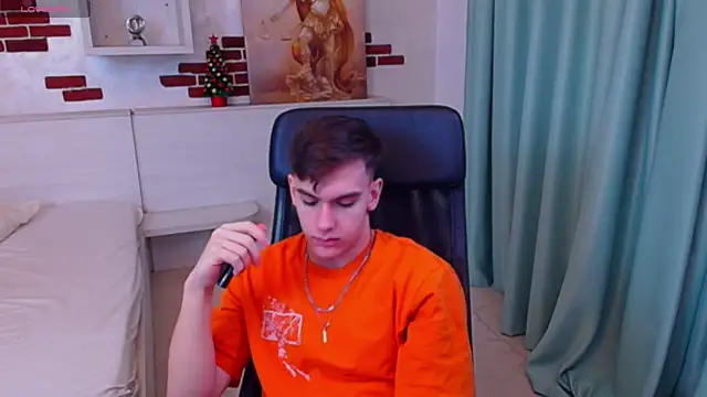 Snapshot of BradyFlint chatting on 01.18.26 BradyFlint online show from 01.18.26