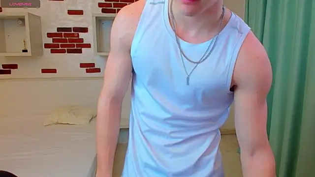 Snapshot of BradyFlint chatting on 02.11.26 BradyFlint online show from 02.11.26