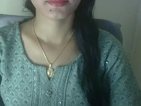 Snapshot of Shezi_N chatting on 05.03.26 Shezi N online show from 05.03.26