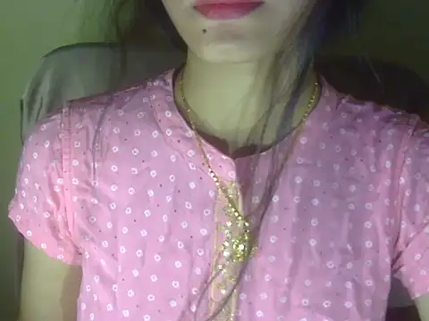 Snapshot of Shezi_N chatting on 06.04.26 Shezi N online show from 06.04.26