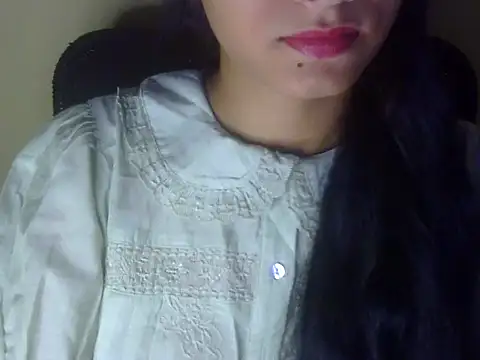 Snapshot of Shezi_N chatting on 07.13.26 Shezi N online show from 07.13.26