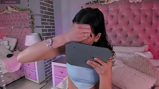 TanyaBello online show from 04.15.26