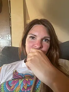 Snapshot of kinkysarahx chatting on 05.14.26 kinkysarahx online show from 05.14.26