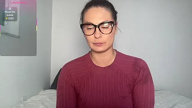 Mandyrheaa online show from 12.19.25