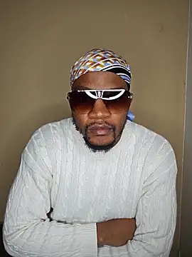 Snapshot of sgid8192 chatting on 02.14.26 sgid8192 online show from 02.14.26