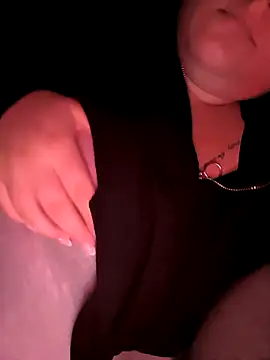 Snapshot of curvygirrlll chatting on 10.23.25 curvygirrlll online show from 10.23.25