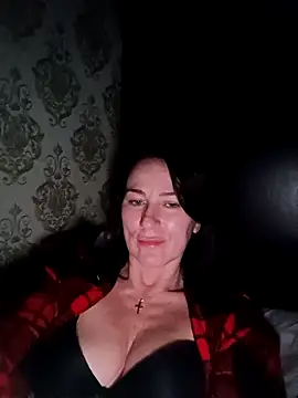 Luna 7777 online show from 04.19.26