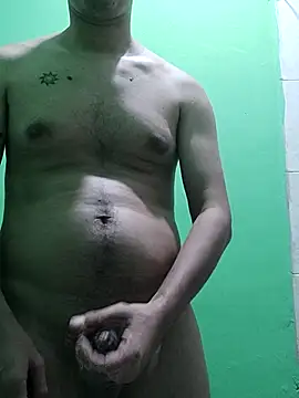 Snapshot of Dante2025xxx chatting on 10.19.25 Dante2025xxx online show from 10.19.25