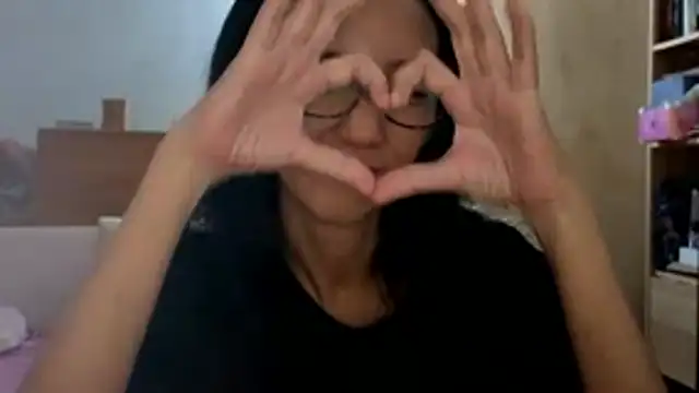 Snapshot of princessD077 chatting on 03.04.26 princessD077 online show from 03.04.26