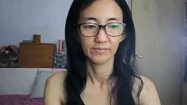 Snapshot of princessD077 chatting on 04.09.26 princessD077 online show from 04.09.26