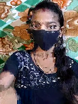Itz Aisha   online show from 07.27.26