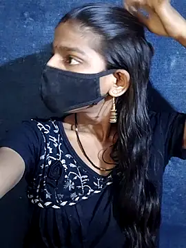 Itz Aisha   online show from 07.29.26