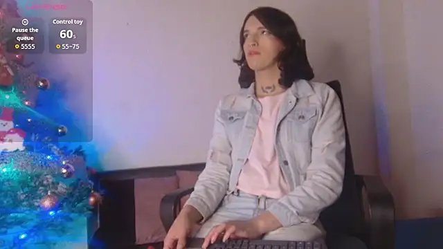 Scarlett crastrawberry online show from 11.20.25