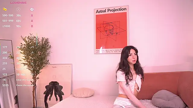 Pheromoon online show from 06.28.26