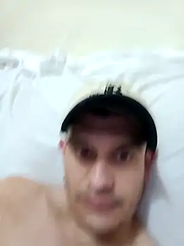 Snapshot of JorgeDaLeche@xh chatting on 02.10.26 JorgeDaLechexh online show from 02.10.26