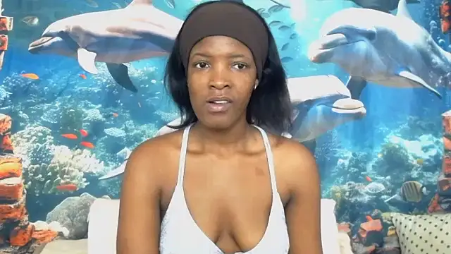 Snapshot of AfricanBarbiee69 chatting on 06.11.26 AfricanBarbiee69 online show from 06.11.26