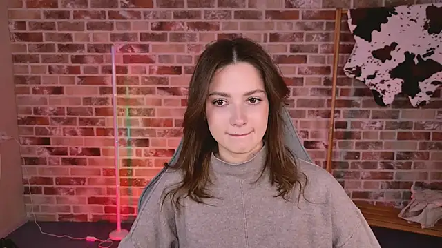 KiraVair online show from 03.10.26