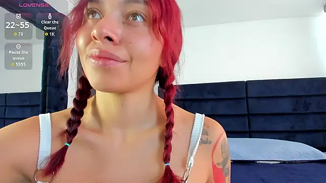 Snapshot of melanie_roux__ chatting on 01.19.26 melanie roux online show from 01.19.26