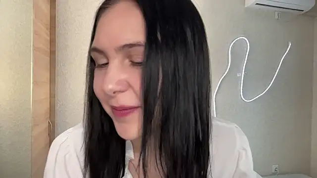 MyraLitterers online show from 06.22.26