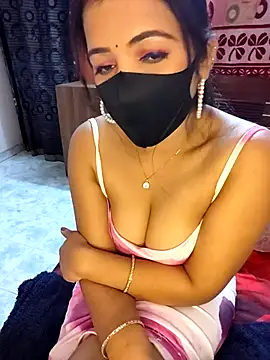 Snapshot of Dipu_cute chatting on 12.14.25 Dipu cute online show from 12.14.25