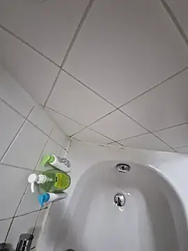 16enes16 online show from 12.02.25