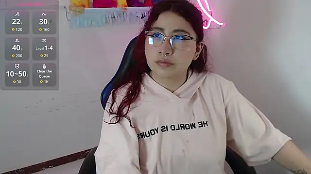 littlee red online show from 12.03.25