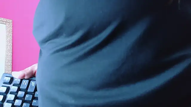 matureahomegirl online show from 03.22.26