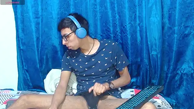 DavTwink3100 online show from 04.06.26