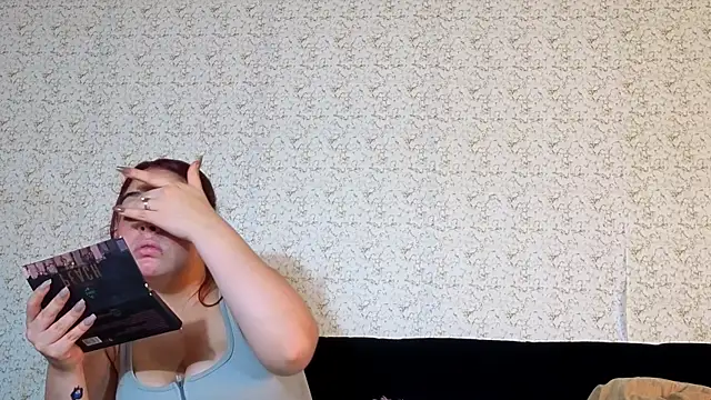Curvy and Petites aws online show from 10.22.25