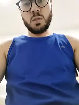 Snapshot of Branquinhowm chatting on 10.18.25 Branquinhowm online show from 10.18.25