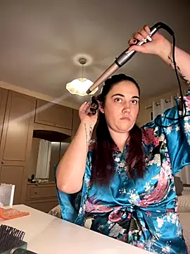 YourFrenchFeliciexo online show from 10.31.25