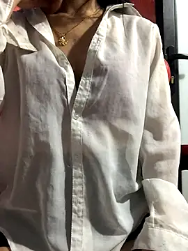 Kylie beem online show from 10.27.25