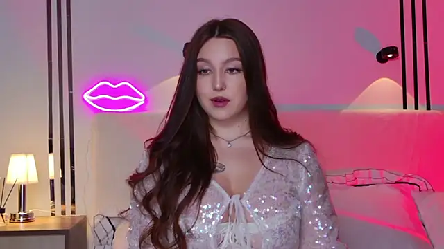  Tessa May  online show from 11.20.25