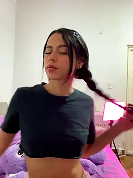 Snapshot of Melannie_ocean1 chatting on 11.02.25 Melannie ocean1 online show from 11.02.25