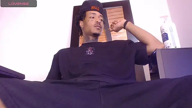 Anaconda larga online show from 06.05.26