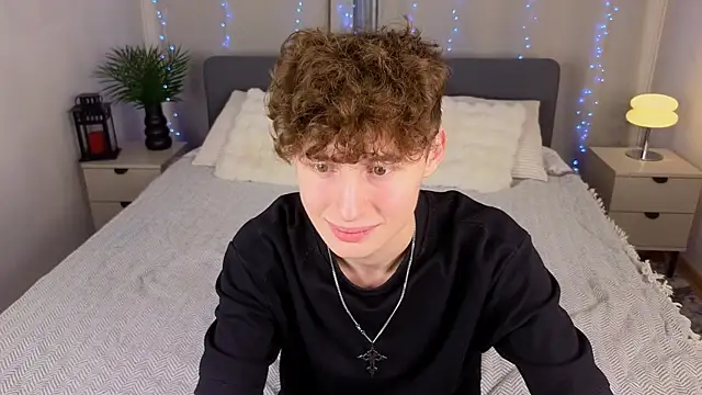 crisp1n online show from 11.16.25