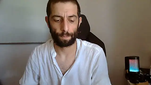 Snapshot of topg84 chatting on 06.30.26 topg84 online show from 06.30.26