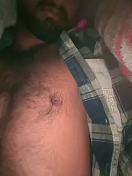 Snapshot of MacroSign13 chatting on 11.16.25 MacroSign13 online show from 11.16.25