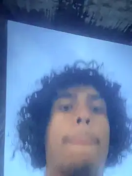 Snapshot of novinhosglbi chatting on 10.29.25 novinhosglbi online show from 10.29.25