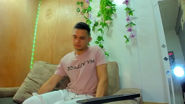 Jax Thunder online show from 02.04.26