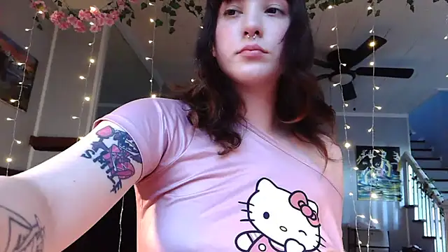 Trickylucy555 online show from 05.30.26