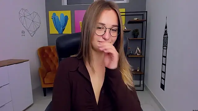 HazelWhityy online show from 05.26.26