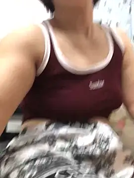 HinayLa online show from 02.07.26