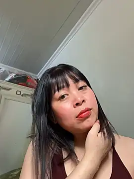 Butterfly kee online show from 02.14.26