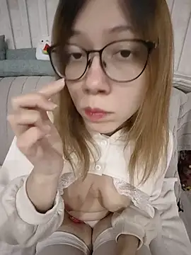 PeachyMaolin online show from 04.18.26