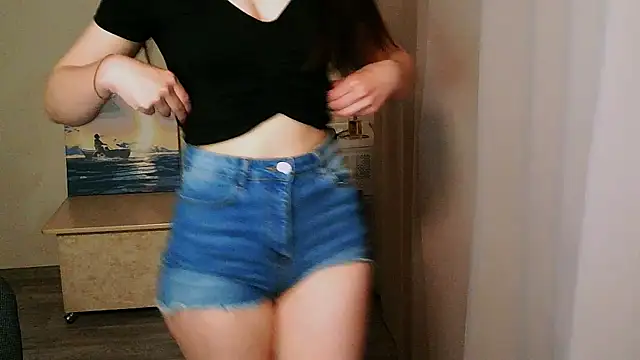 Snapshot of Cute_Maria_ chatting on 04.17.26 Cute Maria online show from 04.17.26