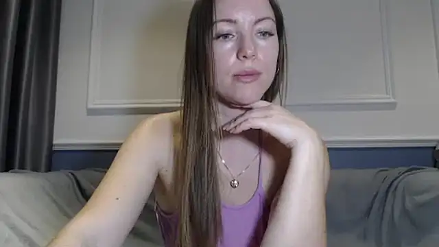 Snapshot of Cocosweetty chatting on 01.18.25 Cocosweetty online show from 01.18.25