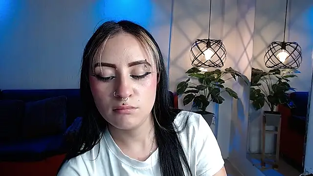 Christine julianne online show from 10.23.25
