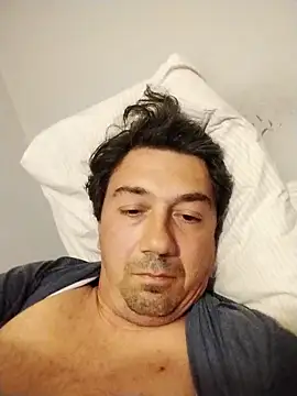 Snapshot of Sokingensoki chatting on 10.23.25 Sokingensoki online show from 10.23.25