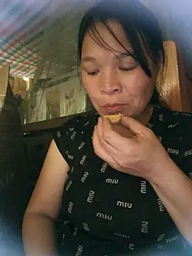 Snapshot of chipu06 chatting on 03.29.26 chipu06 online show from 03.29.26